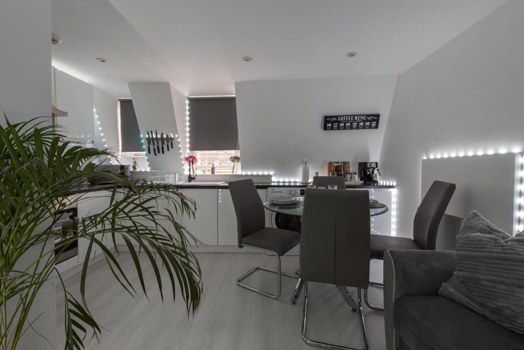 Parade Gardens Boutique Apartments- Central, Grade I Listed, 4K Tvs, Hidden Views Бат Экстерьер фото