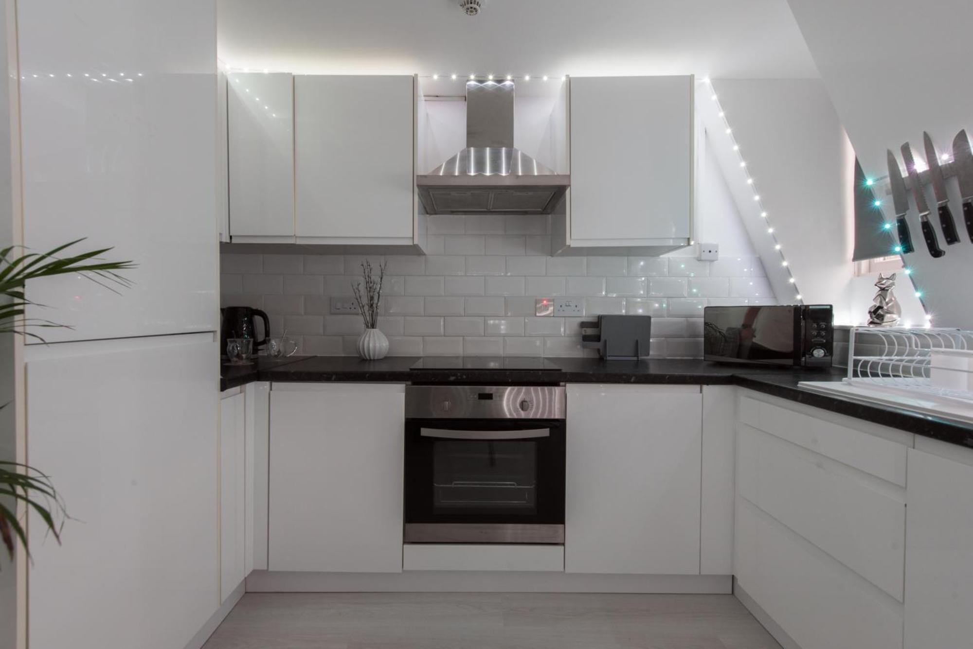 Parade Gardens Boutique Apartments- Central, Grade I Listed, 4K Tvs, Hidden Views Бат Экстерьер фото